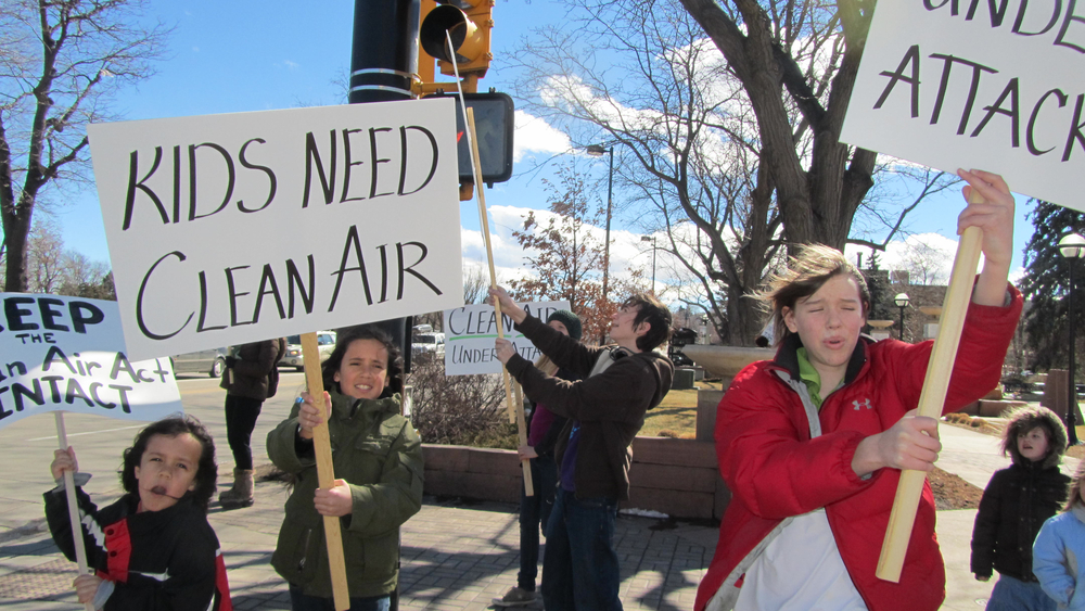 picketing for clean air